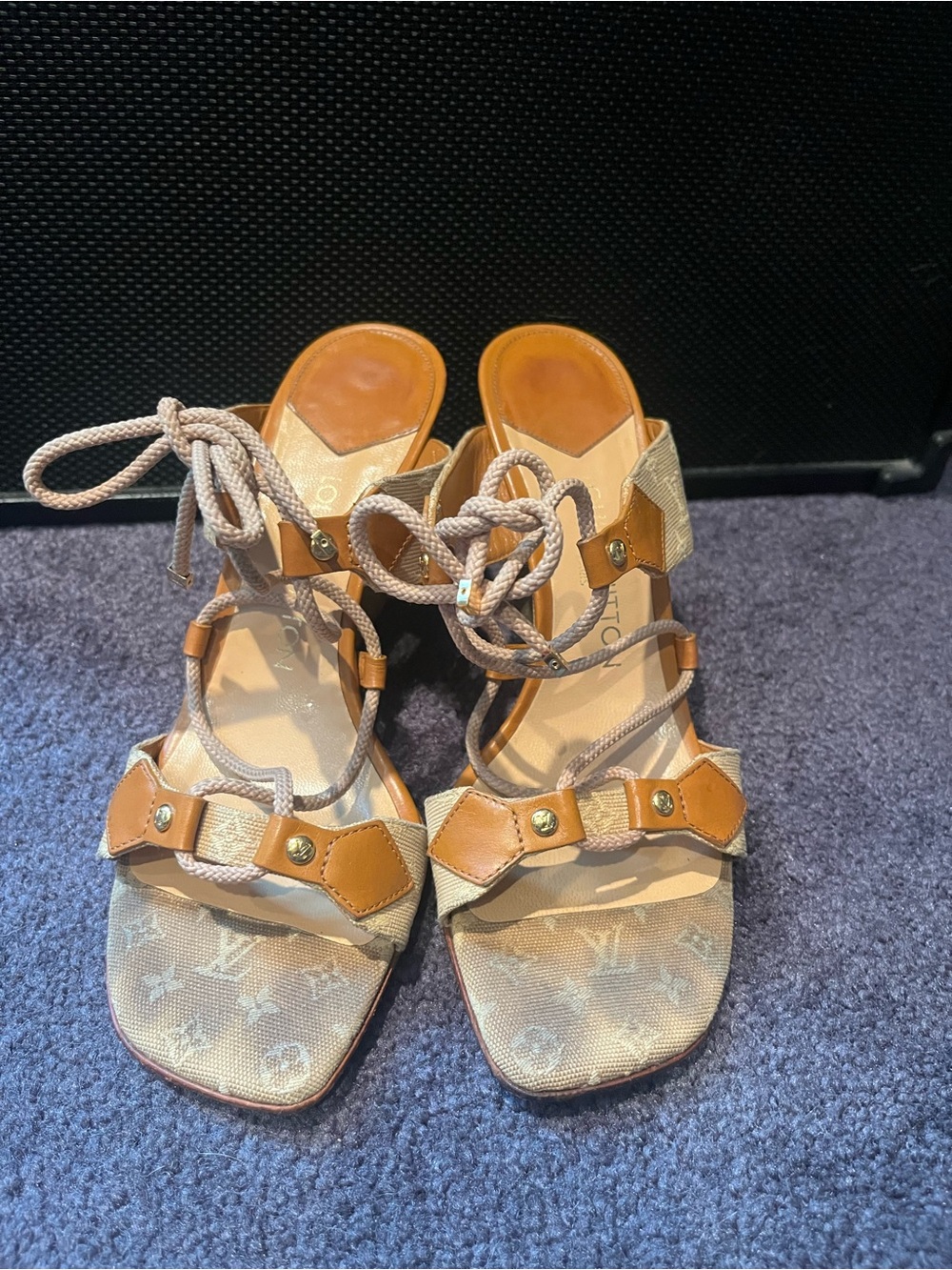 Vintage LoyVuitton Monogram Lucie Beige Mule Wedge Sandals size 39 - Picture 6 of 11